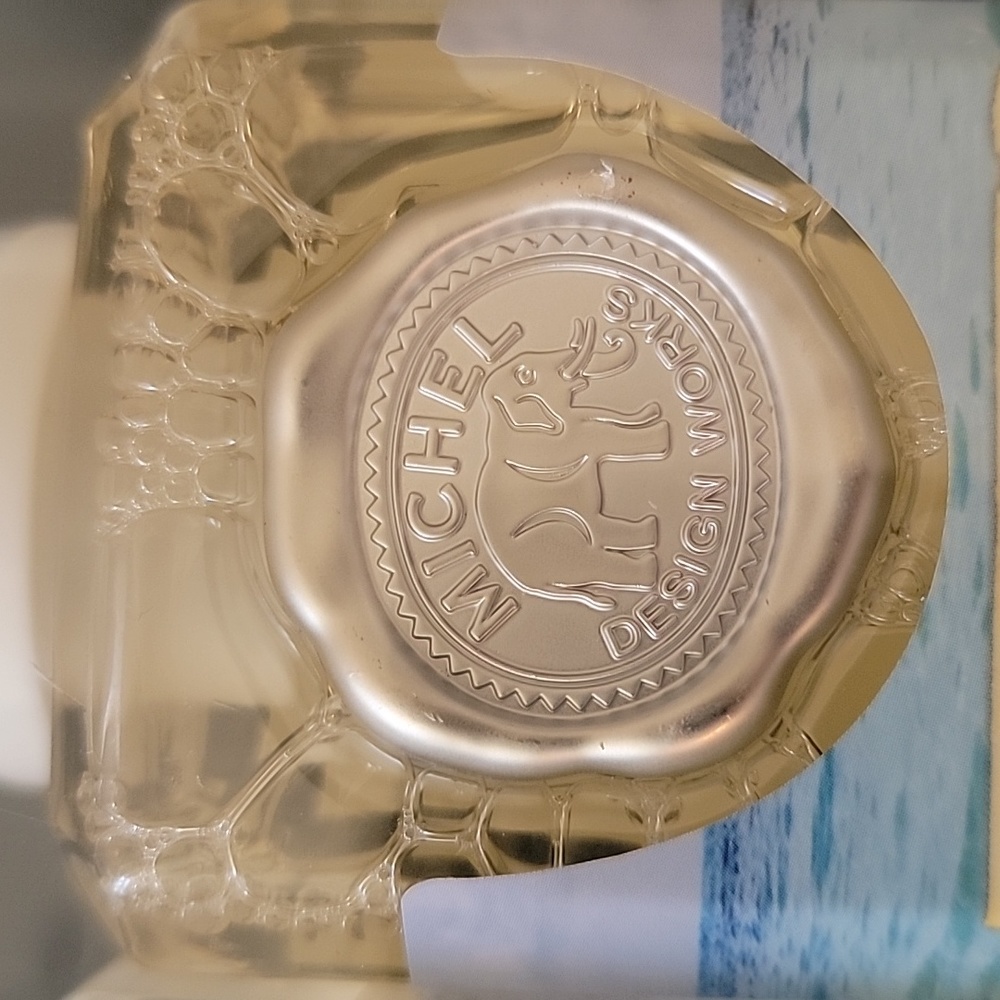 BUNDLE/2-BATH ITEMS/SHEA BUTTER SOAP/LIQUID HAND SOAP/MICHEL DESIGN WORKS - Picture 8 of 12